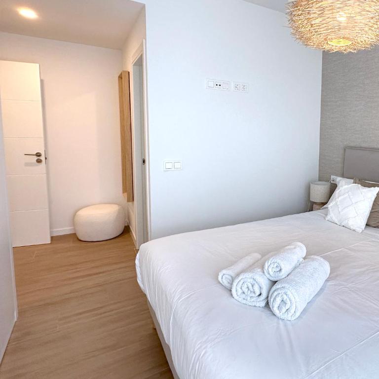 Breezy Bahía by Ginkgo Marbella - Three-Bedroom Apartment - 24