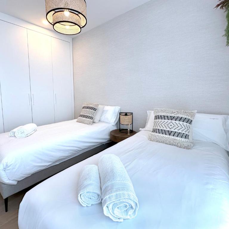 Breezy Bahía by Ginkgo Marbella - Three-Bedroom Apartment - 26