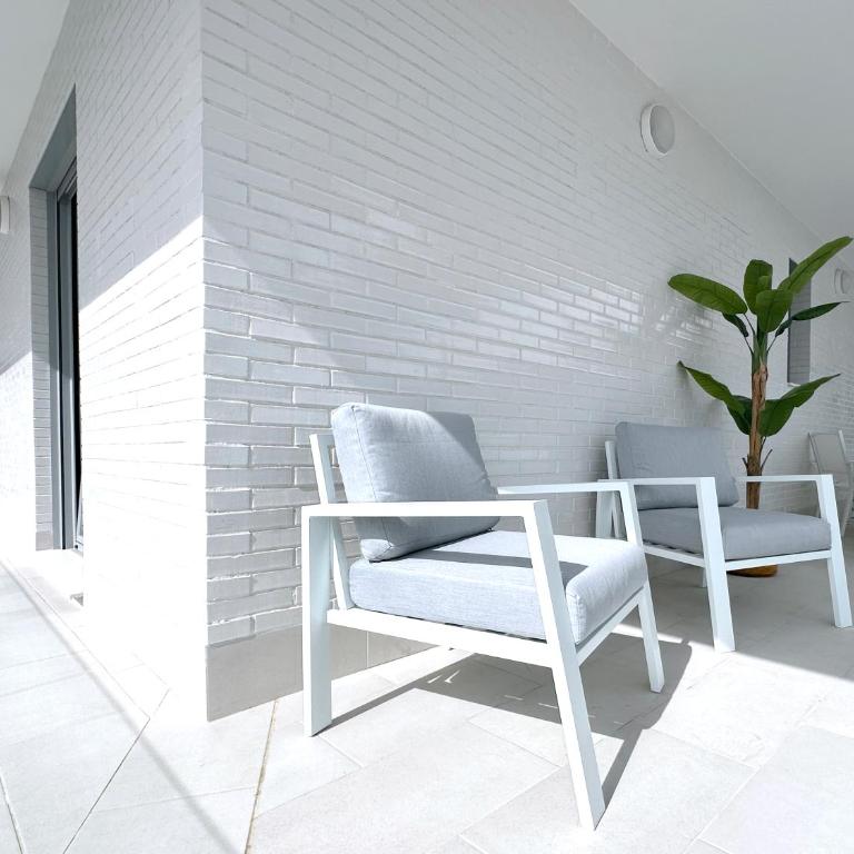 Breezy Bahía by Ginkgo Marbella - Three-Bedroom Apartment - 30