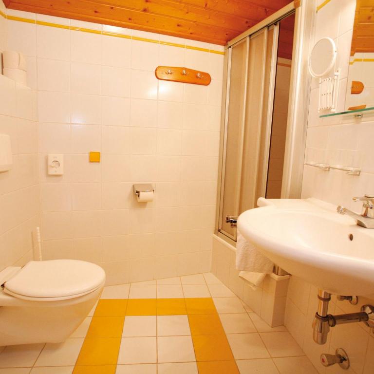 Ferienwohnungen Gabriel - Apartment mit 2 Schlafzimmern und Blick auf das Wasser - 2