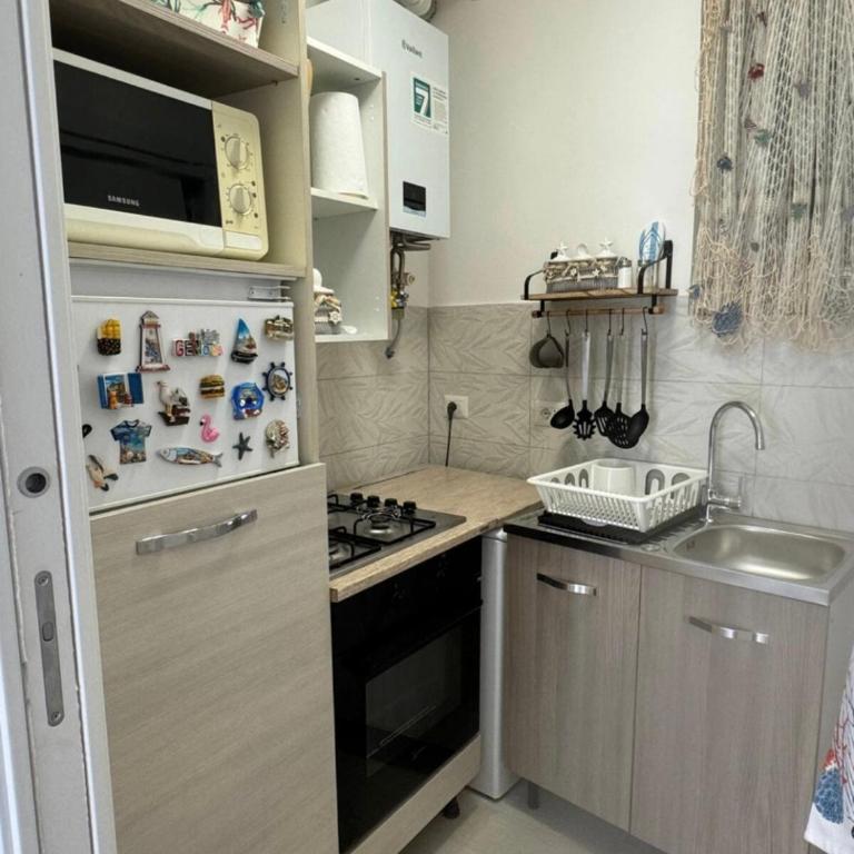 A due passi dal mare - Appartamento con 2 Camere da Letto - 8