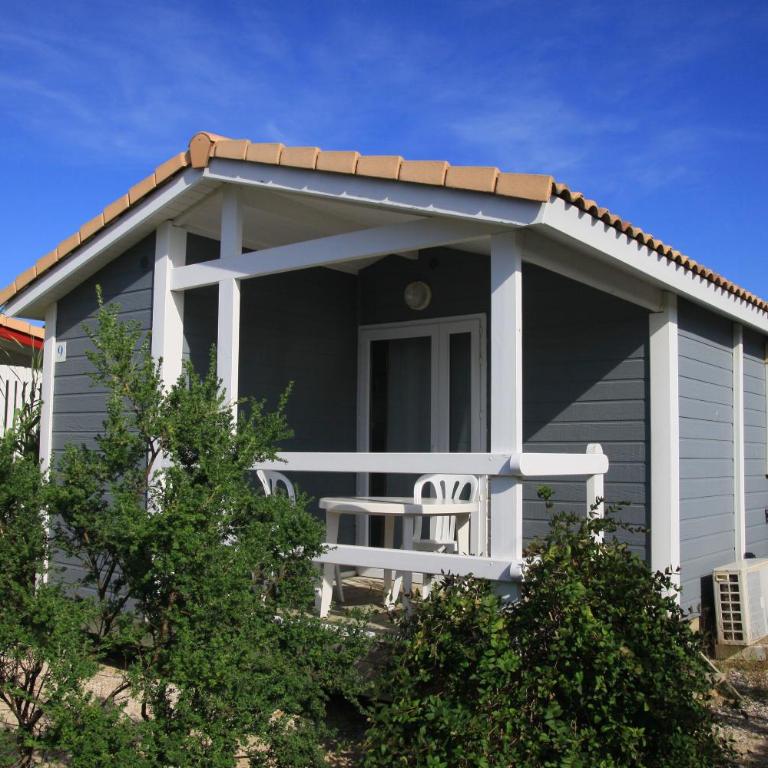 Camping Hameau Des Cannisses - Bungalow - 5