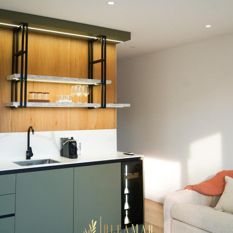 OleaMar - Superior Apartment with Balcony - 5
