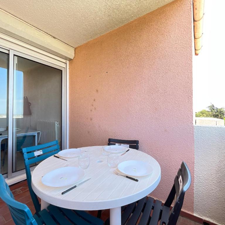Studio cabine climatisé avec terrasse, parking privé, à 500m de la plage - FR-1-338-35 - Studio - 20