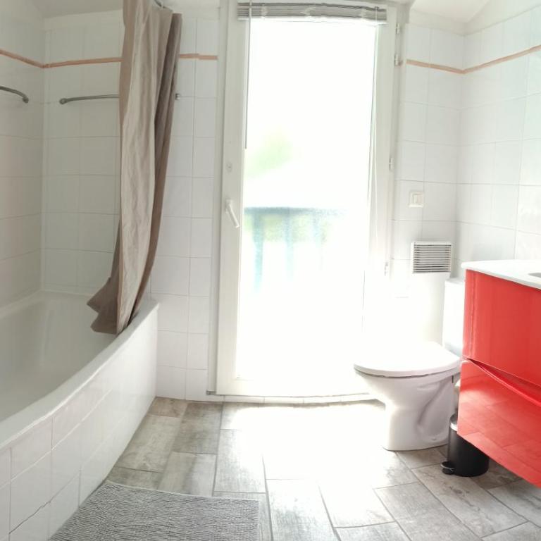 Jolie maison familiale proche lac et océan - Casa de 4 dormitorios - 20