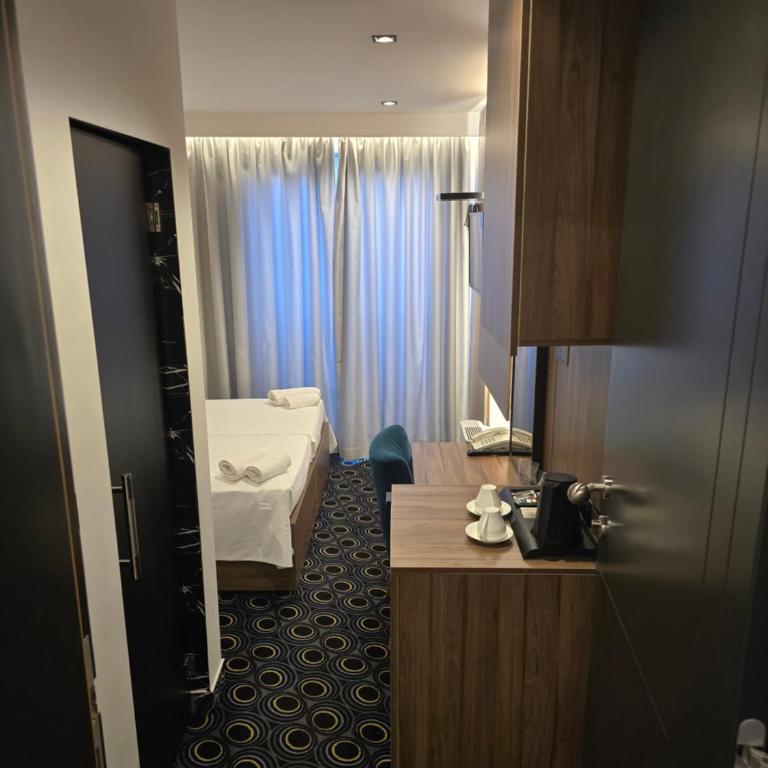 Hotel Carpe Diem - Economy Dvokrevetna Soba sa Bračnim Krevetom/Zasebnim Krevetima - 7