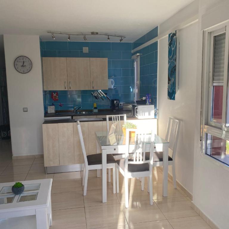 Minerva Seaview - One-Bedroom Apartment - 14