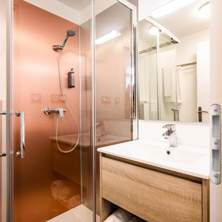 Hostel PB - Perpignan Gare - Bett im gemischten 6-Bett-Schlafsaal - 7