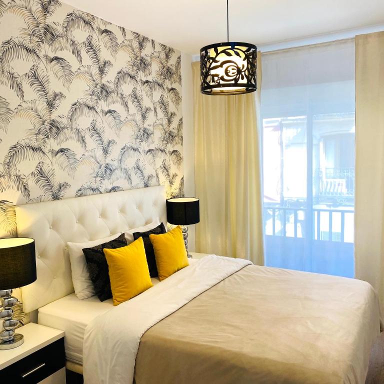 Plaza Madrid Central - Superior One-Bedroom Apartment with Balcony - 9