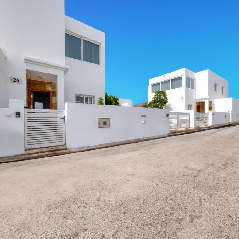 Lanzarote 2 - Private Pool, Air-Con and BBQ By Lanzarote Vacation Homes - Casa Vacacional de 3 dormitorios - 34