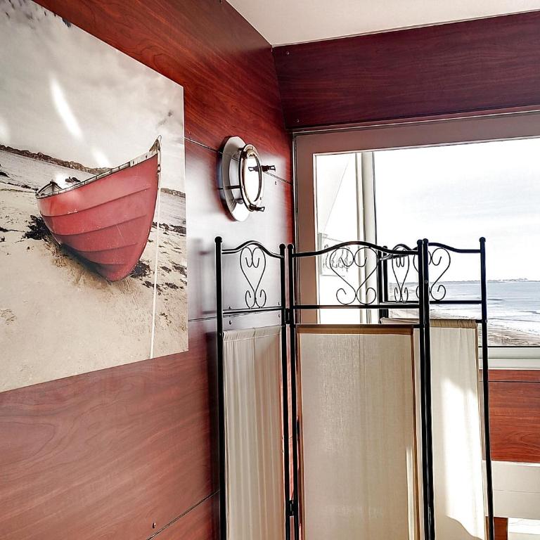 Studio charmant face mer accès plage, balcon, parking - FR-1-652-14 - Apartment - 23