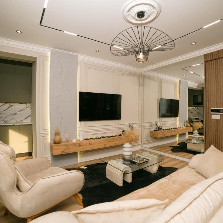 Luxury Apartment with Green Terrace, Porto Milena View and Private Garage - One-Bedroom Apartment - 33