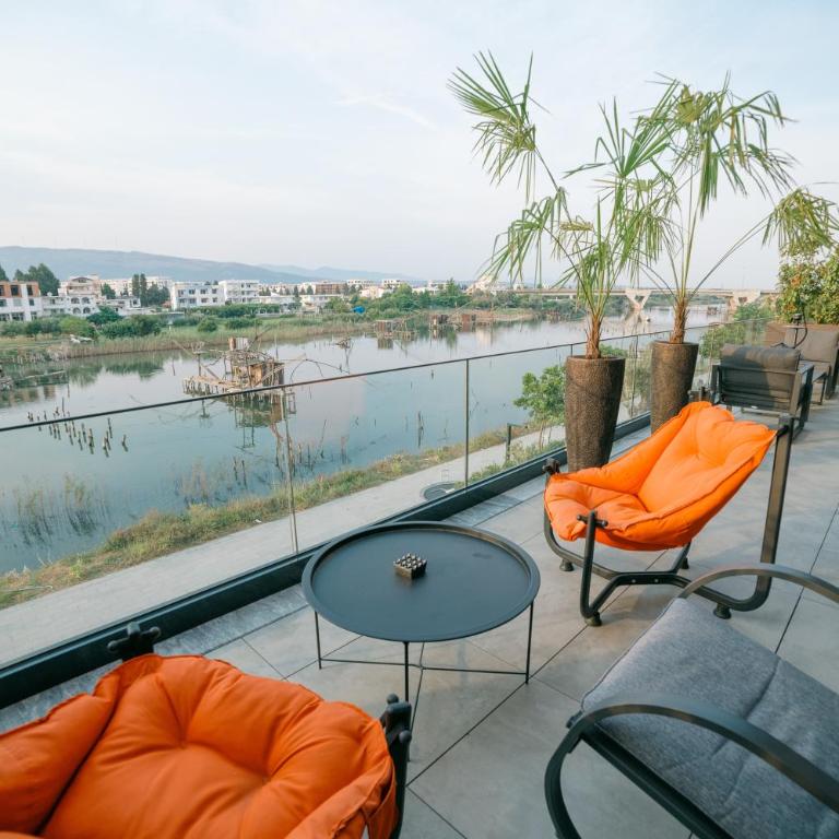 Luxury Apartment with Green Terrace, Porto Milena View and Private Garage - One-Bedroom Apartment - 9