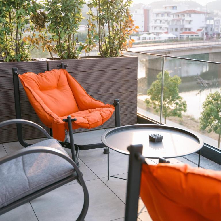 Luxury Apartment with Green Terrace, Porto Milena View and Private Garage - One-Bedroom Apartment - 72