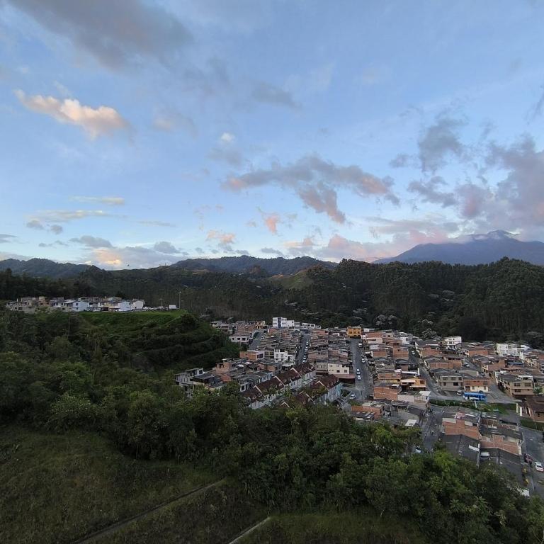 Cómodo, nuevo y con linda vista. - Apartamento de 3 dormitorios - 2