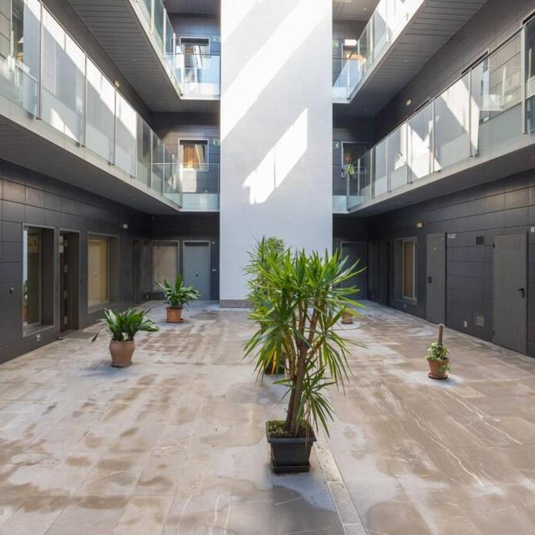 Loft Victoria - One-Bedroom Apartment - 36