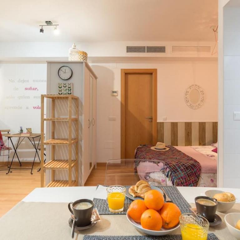Loft Victoria - One-Bedroom Apartment - 15