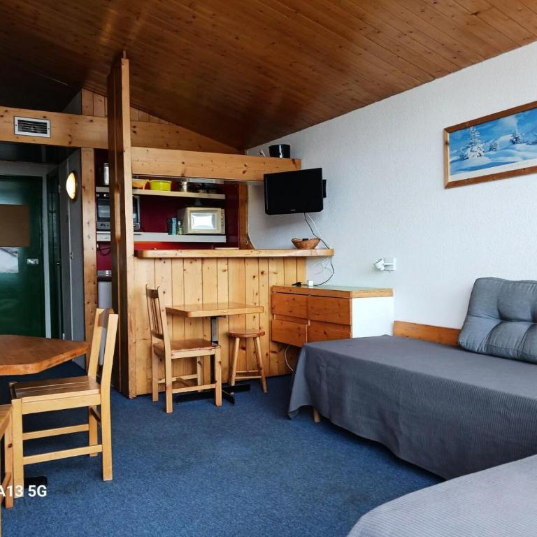Résidence Tournavelles - Appartement 2 pièces 5 personnes au pied des pistes et des commerces, proche de l'ESF et de la garderie dans le village des Vill MAE-2083 - Appartement - 2
