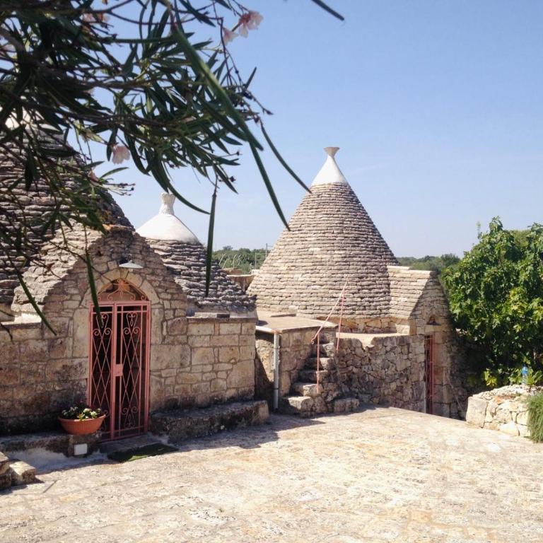 Trulli Camaris - Casa Vacanze con 3 Camere da Letto - 1