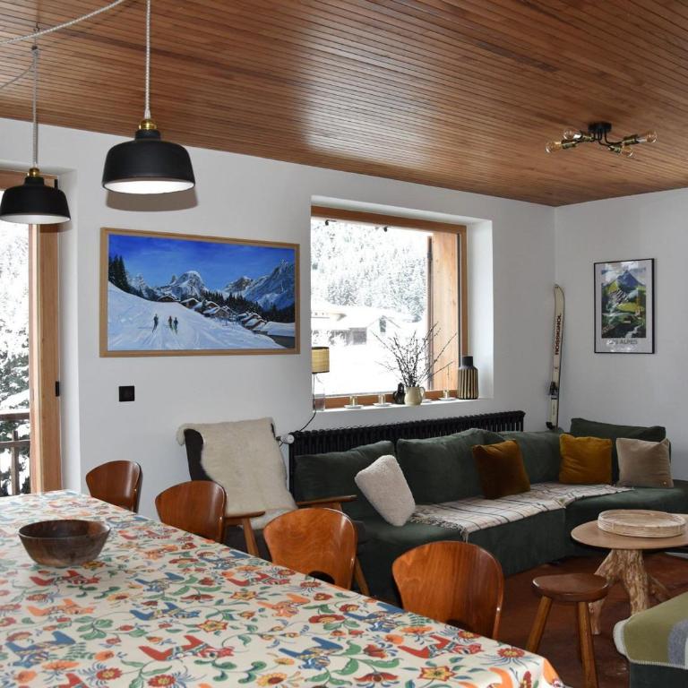 Chalet ensoleillé avec balcon et poêle à bois - FR-1-464-163 - Chalet 3 Chambres - 1