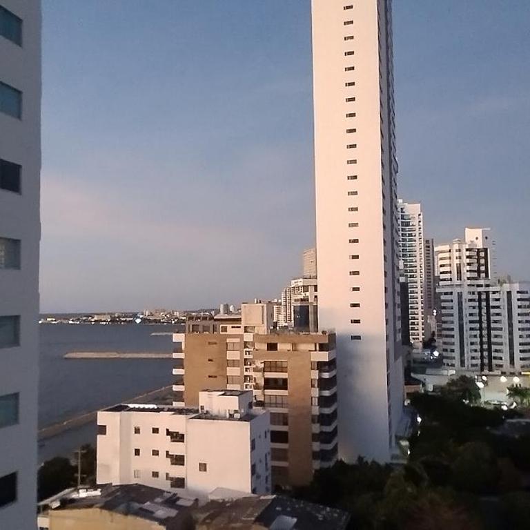 Hermoso Apto, vista parcial al mar y al Centro Histórico de Cartagena de Indias - Apartamento de 2 dormitorios - 36