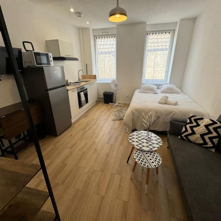 "Pampas" Centre, Stationnement gratuit et Proche Tram - Apartment mit 1 Schlafzimmer - 2