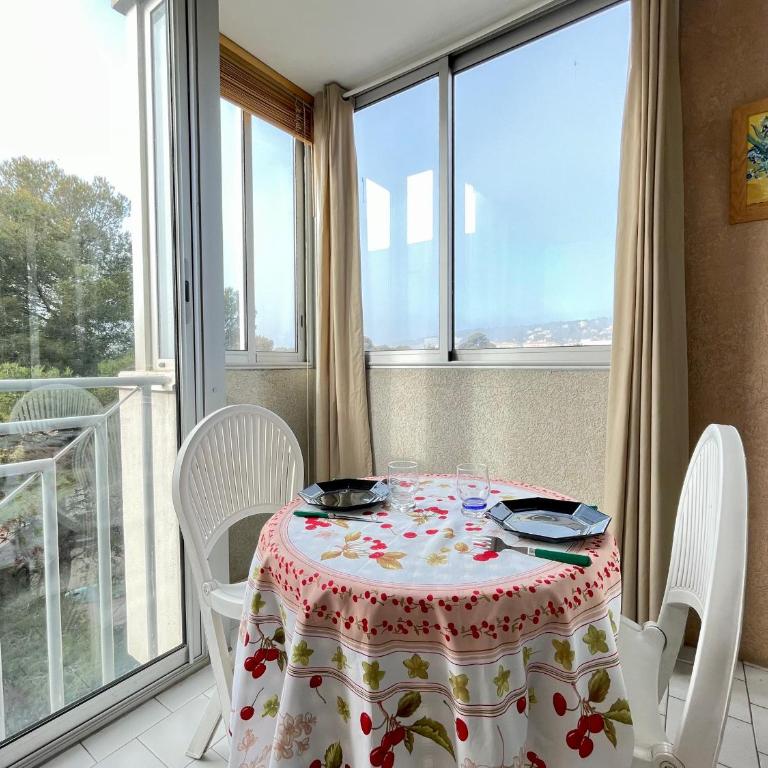 Studio à Sète proche plage, animaux admis, parking - FR-1-338-95 - Studio - 1