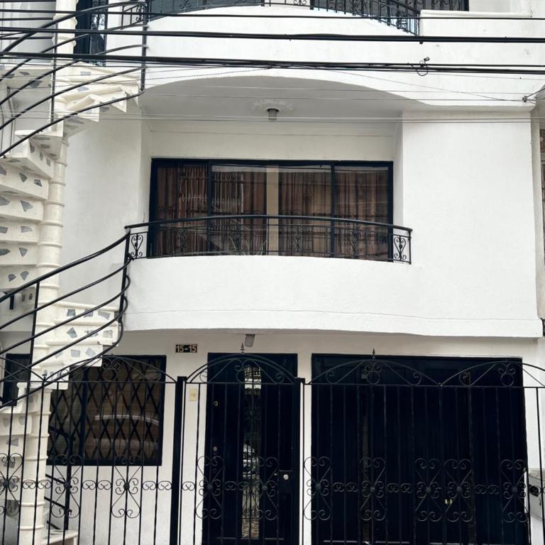 Apartamento Como nuevo - Apartamento de 3 dormitorios - 3