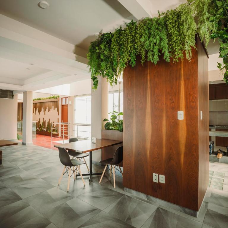 Hotel Asiri - Triple Room with Private Bathroom - 6