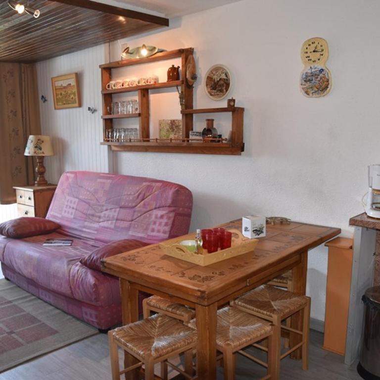 Appartement cosy proche des pistes avec parking à Montgenèvre - FR-1-266-229 - Apartment - 2