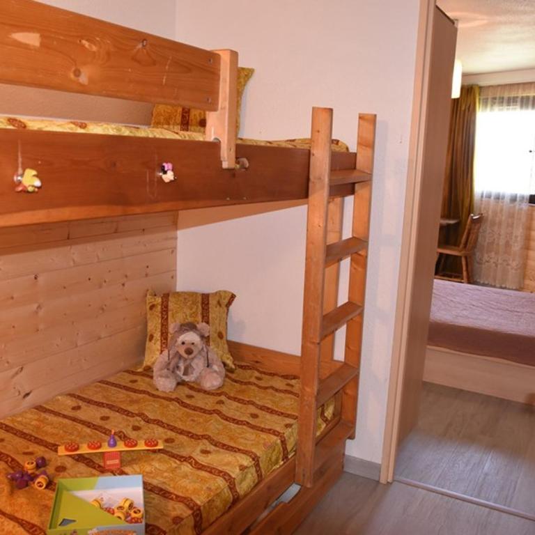 Appartement cosy proche des pistes avec parking à Montgenèvre - FR-1-266-229 - Apartment - 7
