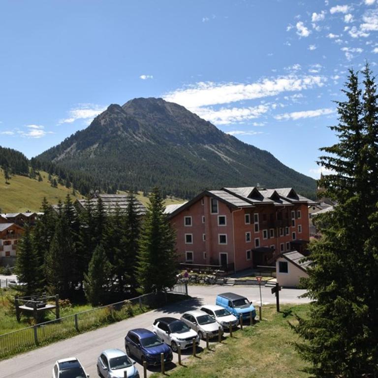 Appartement cosy proche des pistes avec parking à Montgenèvre - FR-1-266-229 - Apartment - 13