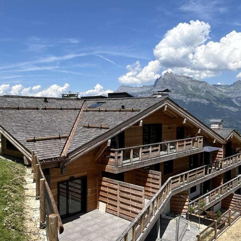 Appartement Neuf 3 Pièces avec Terrasse et Jardin, Proche Remontées Mécaniques, Parking Inclus - FR-1-597-179 - Appartement - 15