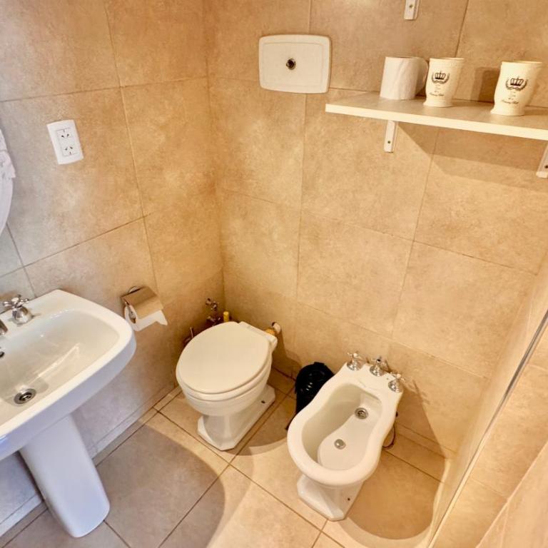 Centrico , amplio ideal familias - Apartamento de 2 dormitorios - 2