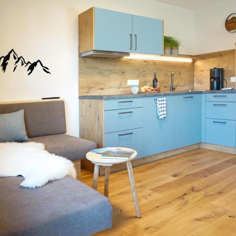 Landhaus Schädele - Freie Fahrt Allgäuer Bergbahnen Sommer - Familienapartment mit 2 Schlafzimmern und Aussicht - 1