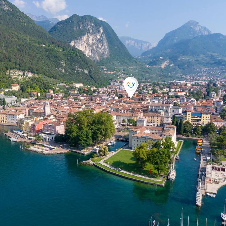 Casa Lucia in Riva Town - Happy Rentals - Appartamento con Balcone - 1
