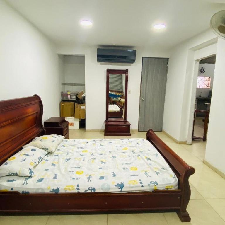 Casa Owen Hostal - Habitación Familiar con baño privado - 1