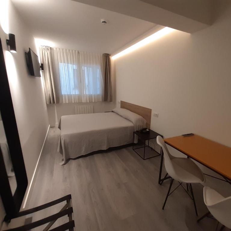 Hotel Photo Zabalburu - Superior Double Room - 2