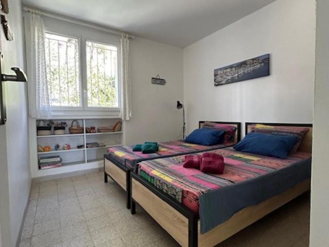 CASSIS RDC Climatisé - Parking gratuit - Appartement - 15