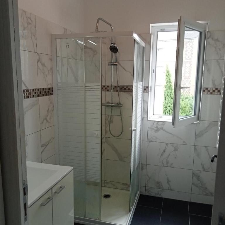 WIFI- STADE DE FRANCE- BASILIQUE CATHEDRALE MONSEJOURASAINTDENIS - Double Room - 7