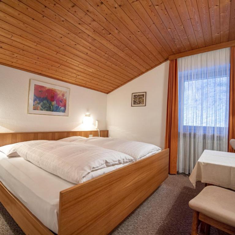 Alara Rooms - Camera Queen Standard - 9