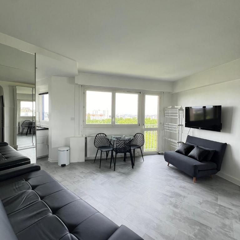 Apartment HOME in Paris with View, 15min to center - Appartement - Vue sur Ville - 1