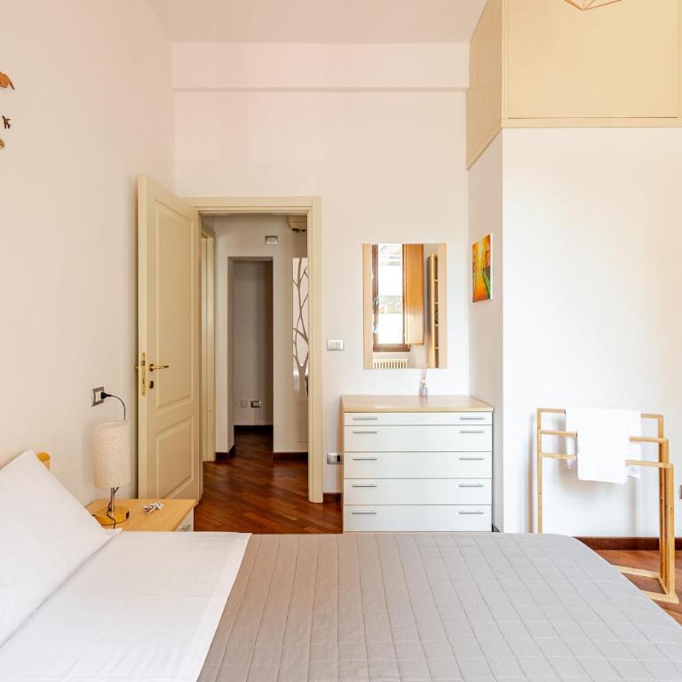 Ciprian - One-Bedroom Apartment - 17