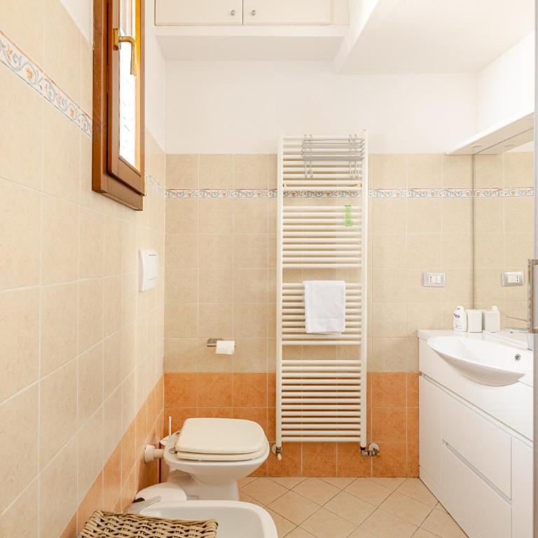 Ciprian - One-Bedroom Apartment - 21