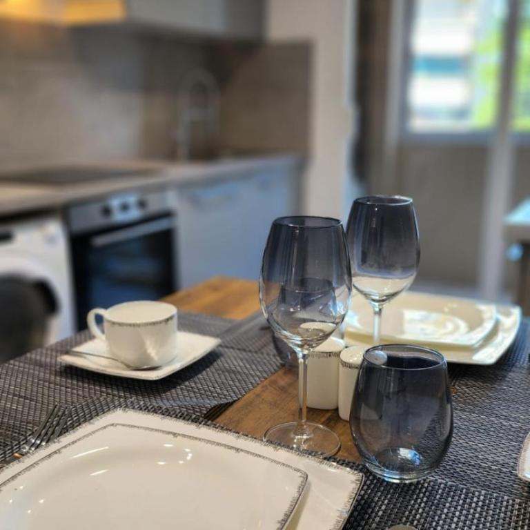 Le Tolstoï chic - Two-Bedroom Apartment - 1