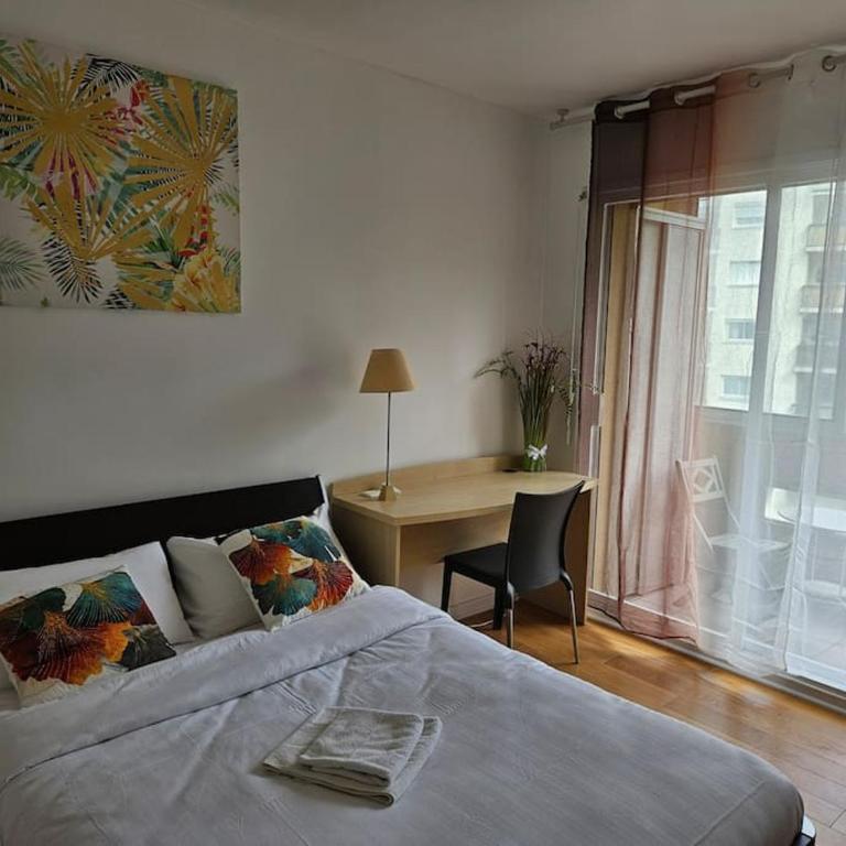 Le Tolstoï chic - Two-Bedroom Apartment - 11