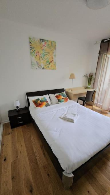 Le Tolstoï chic - Two-Bedroom Apartment - 15