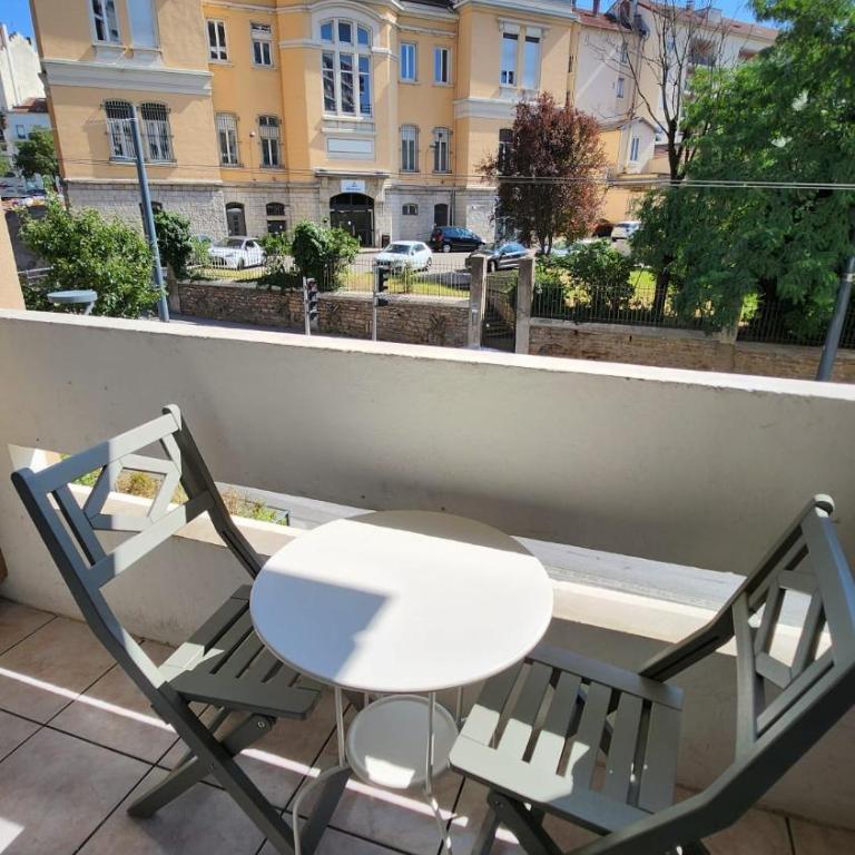 Le Tolstoï chic - Two-Bedroom Apartment - 16
