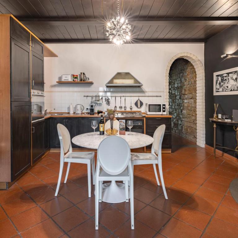 Elegant Penthouse in Santo Spirito - Appartamento con 2 Camere da Letto - 11