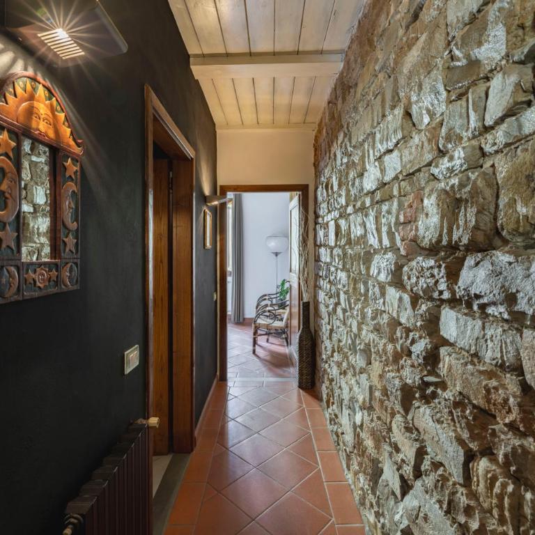 Elegant Penthouse in Santo Spirito - Appartamento con 2 Camere da Letto - 13